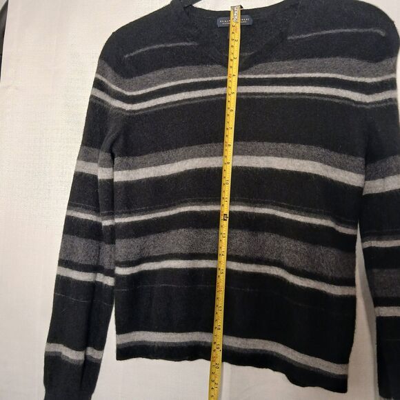 SWEATER BANANA REPUBLIC MEN'S SWEATER EXTRA FINE MERINO ORIGINAL SIZE M/SHRUNK - Picture 5 of 13